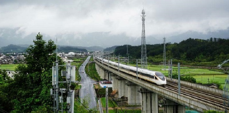 铁路.jpg